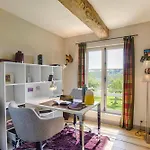 Сasa de vacaciones Manor House And Its Park In The Heart Of Calvados Saint-Martin-aux-Chartrains