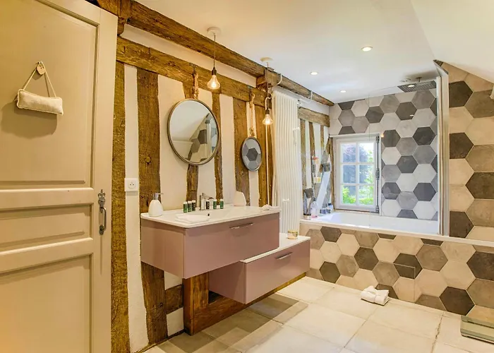 Manor House And Its Park In The Heart Of Calvados Holiday home *