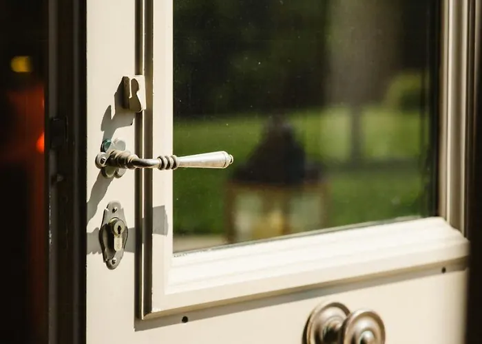 Holiday home Manor House And Its Park In The Heart Of Calvados Saint-Martin-aux-Chartrains